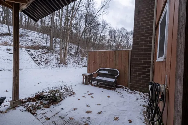 a house view with a backyard
