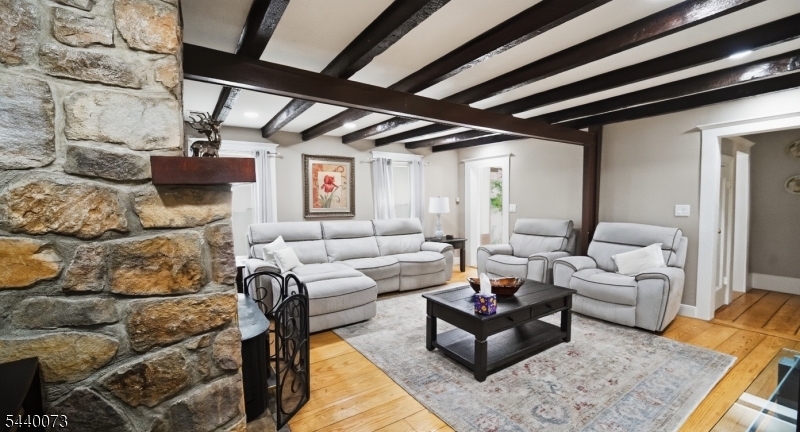 467 Foothill Road Bridgewater, NJ 08807 - Photo 7 of 39