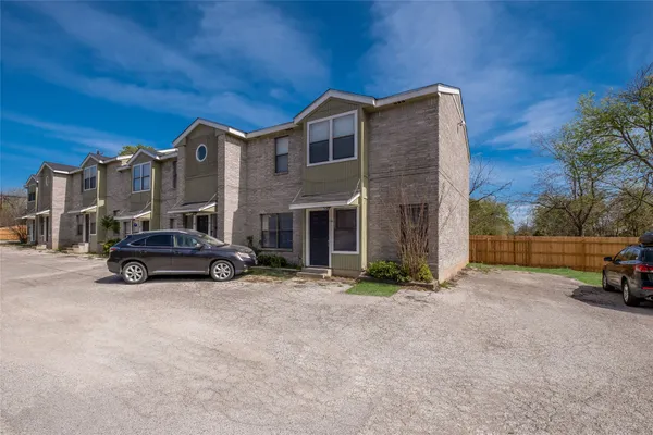 $122,000 | 1221 Hopkins Street, Unit 16, San Marcos, TX 78666