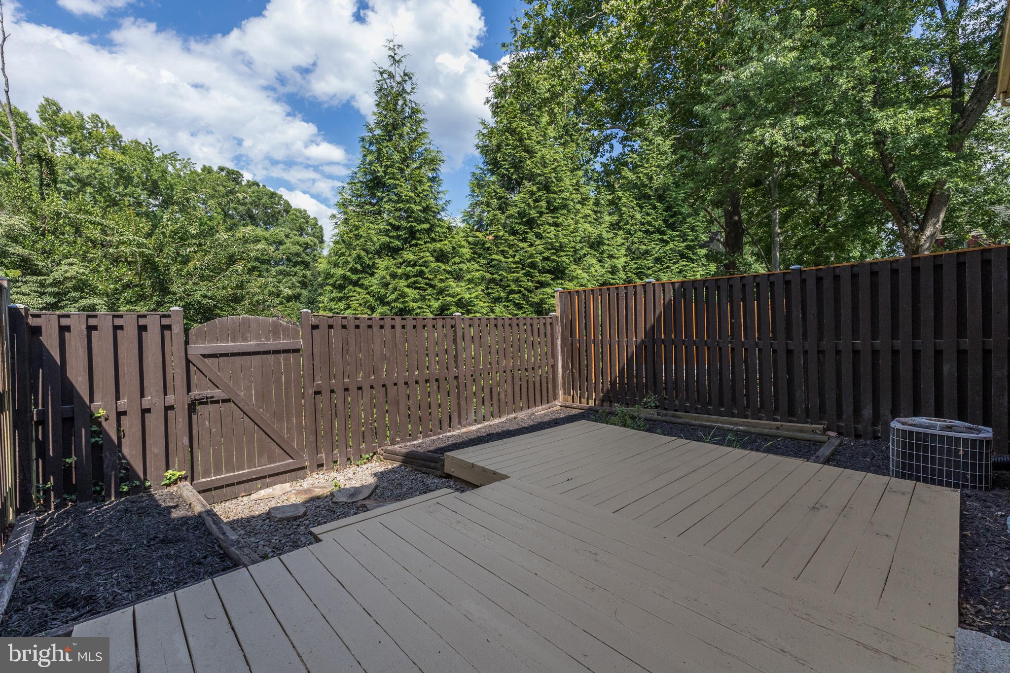 11924 Travistock Court Reston, VA 20191 - Photo 35 of 41