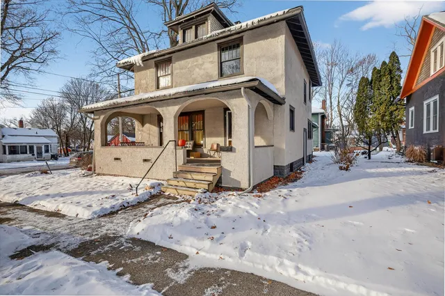 $179,000 | 510 South Clinton Street, Albion, MI 49224