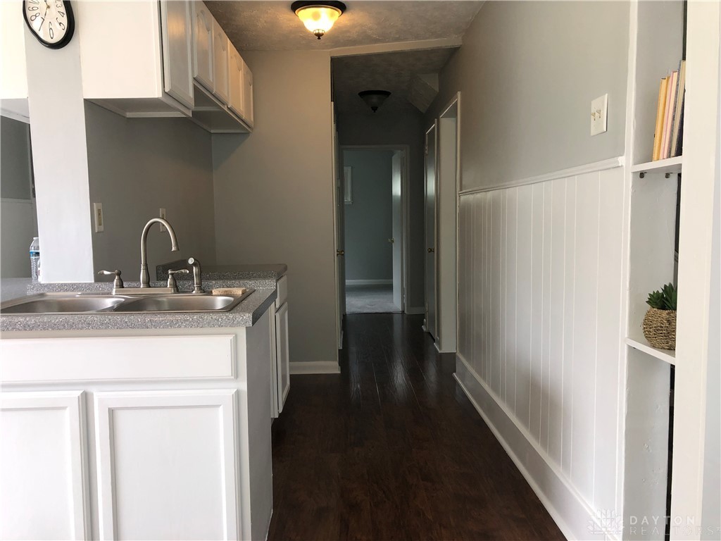 2205 South Hadley Road Springfield, OH 45505 - Photo 10 of 38 Gallery Image 10