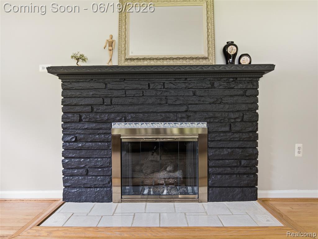 24 Nevada Avenue Rochester Hills, MI 48309 - Photo 14 of 34