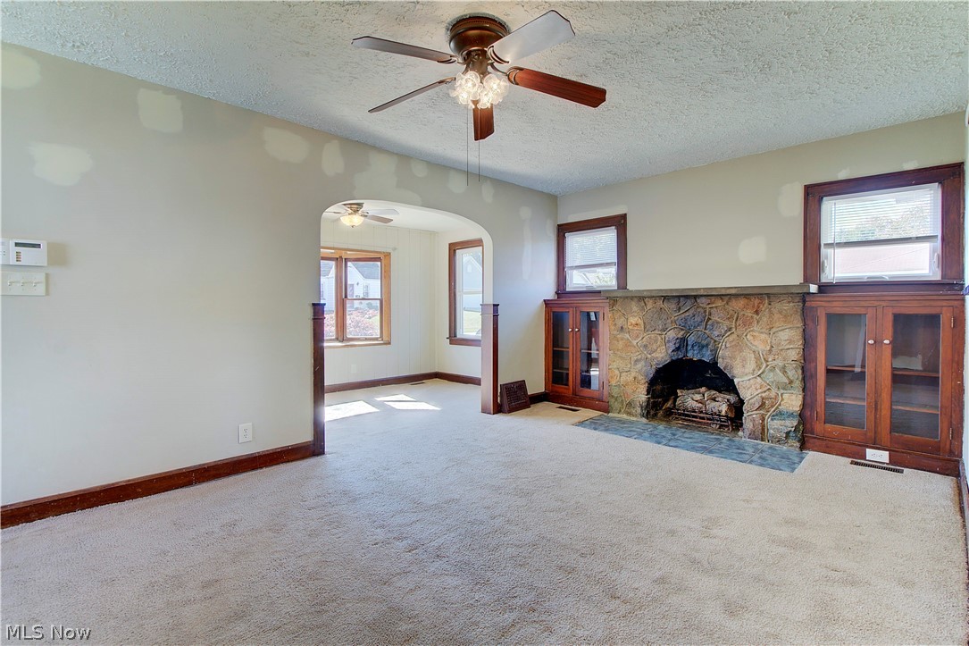 4507 7th Street Northwest Canton, OH 44708 - Photo 4 of 34