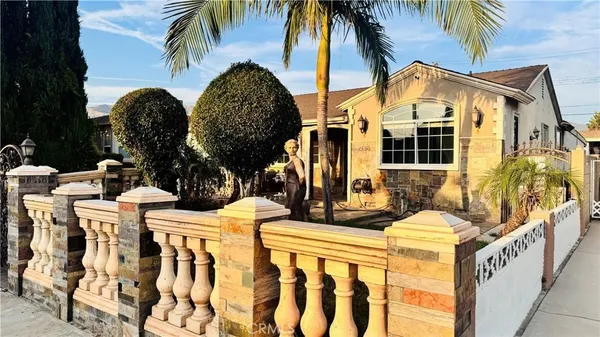$5,000 | 2138 North Frederic Street, Burbank, CA 91504