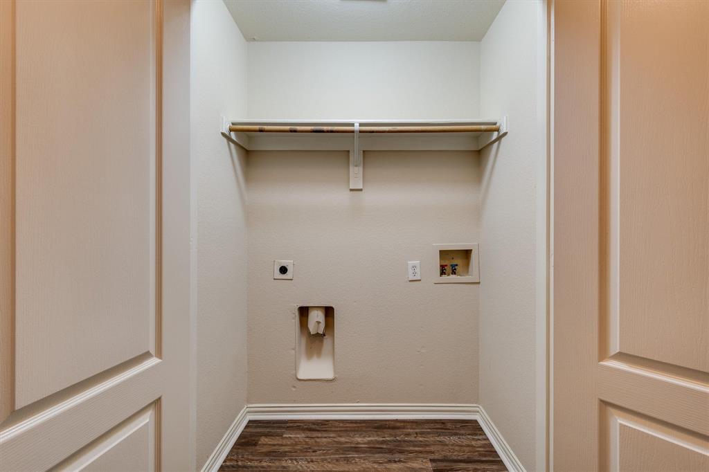 121 Cliff Height Circle Dallas, TX 75241 - Photo 17 of 25