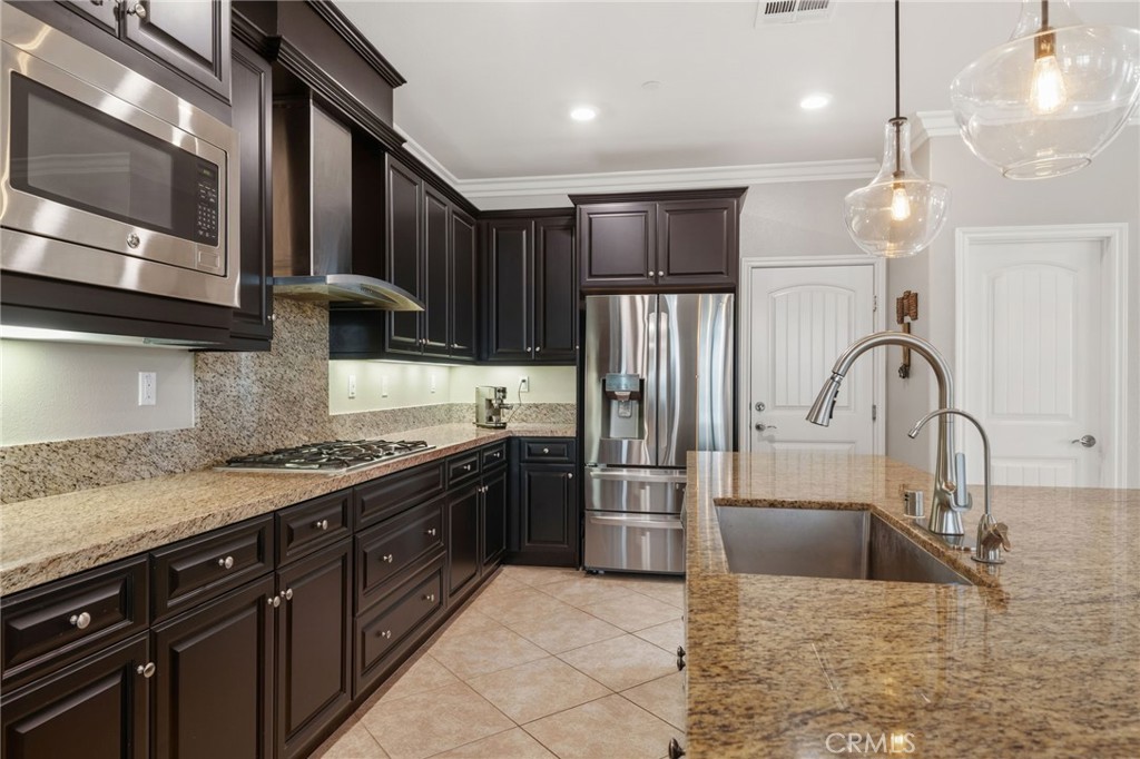45529 Woolpert Lane Temecula, CA 92592 - Photo 9 of 69