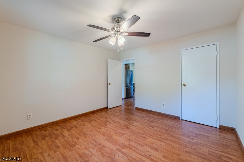 93 Fox Road Edison, NJ 08817 - Photo 17 of 27