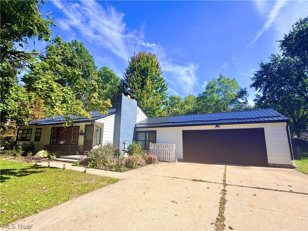 6274 Morgan Road Ravenna, OH 44266 - Photo 3 of 43 Gallery Image 3
