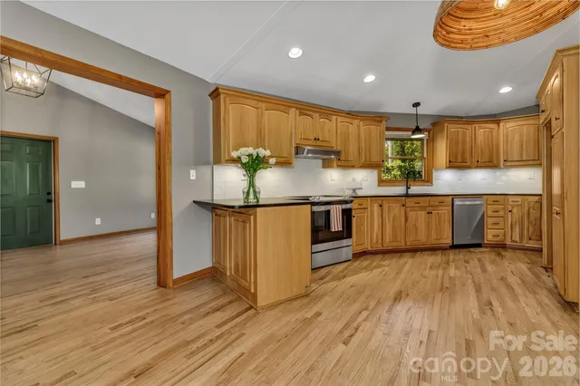 $520,000 | 939 Morgan Hill Road, Black Mountain, NC 28711