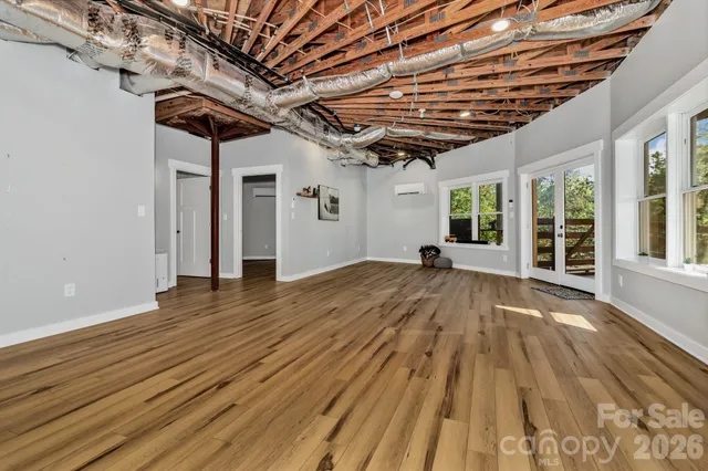 $520,000 | 939 Morgan Hill Road, Black Mountain, NC 28711