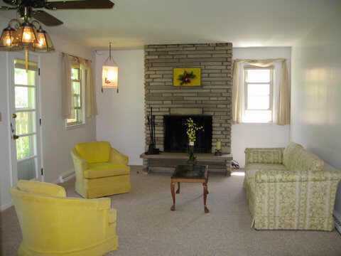 3020 North Star Road Columbus, OH 43221 - Photo 3 of 8
