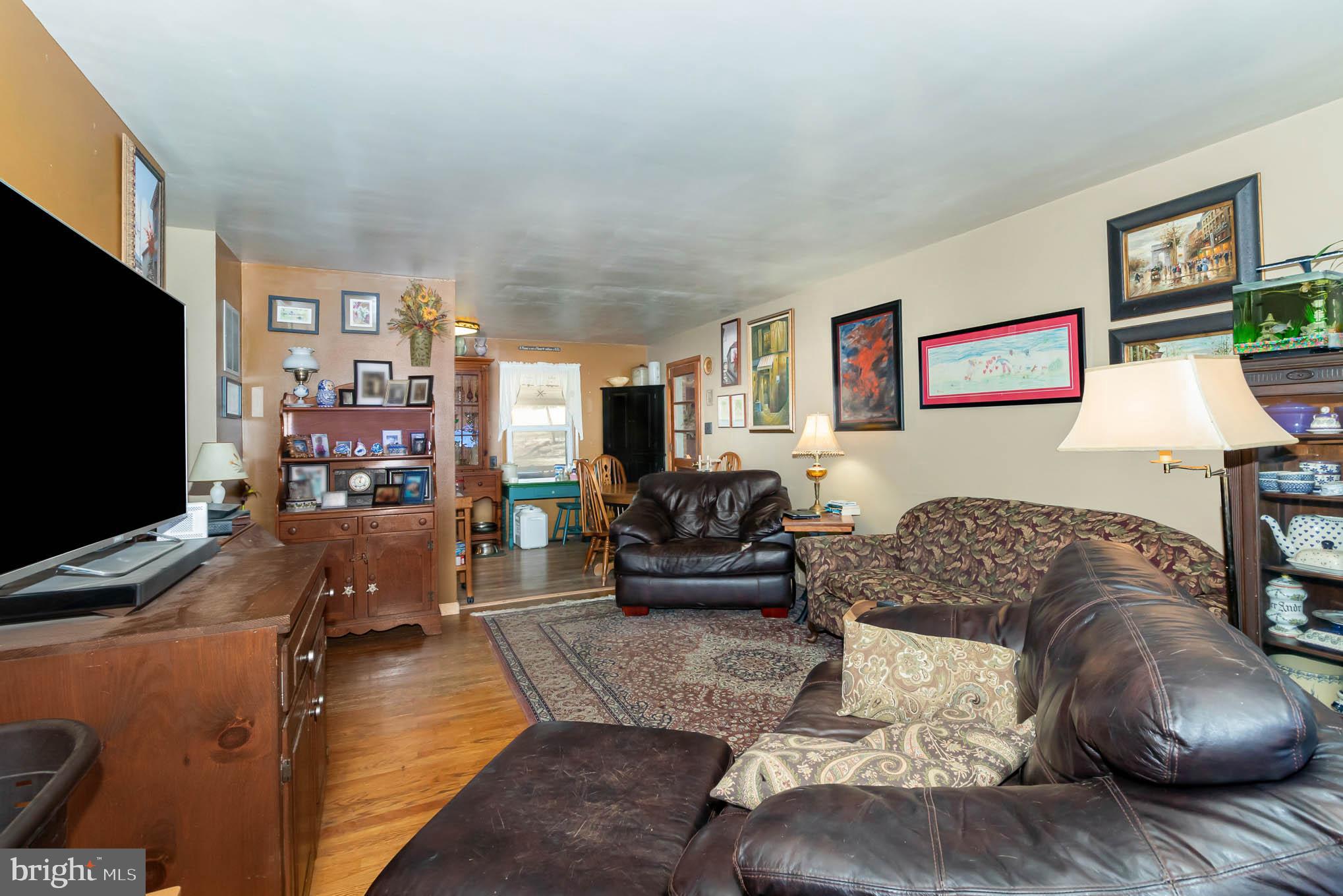 6249 Cider Press Road Harrisburg, PA 17111 - Photo 4 of 29 Gallery Image 4