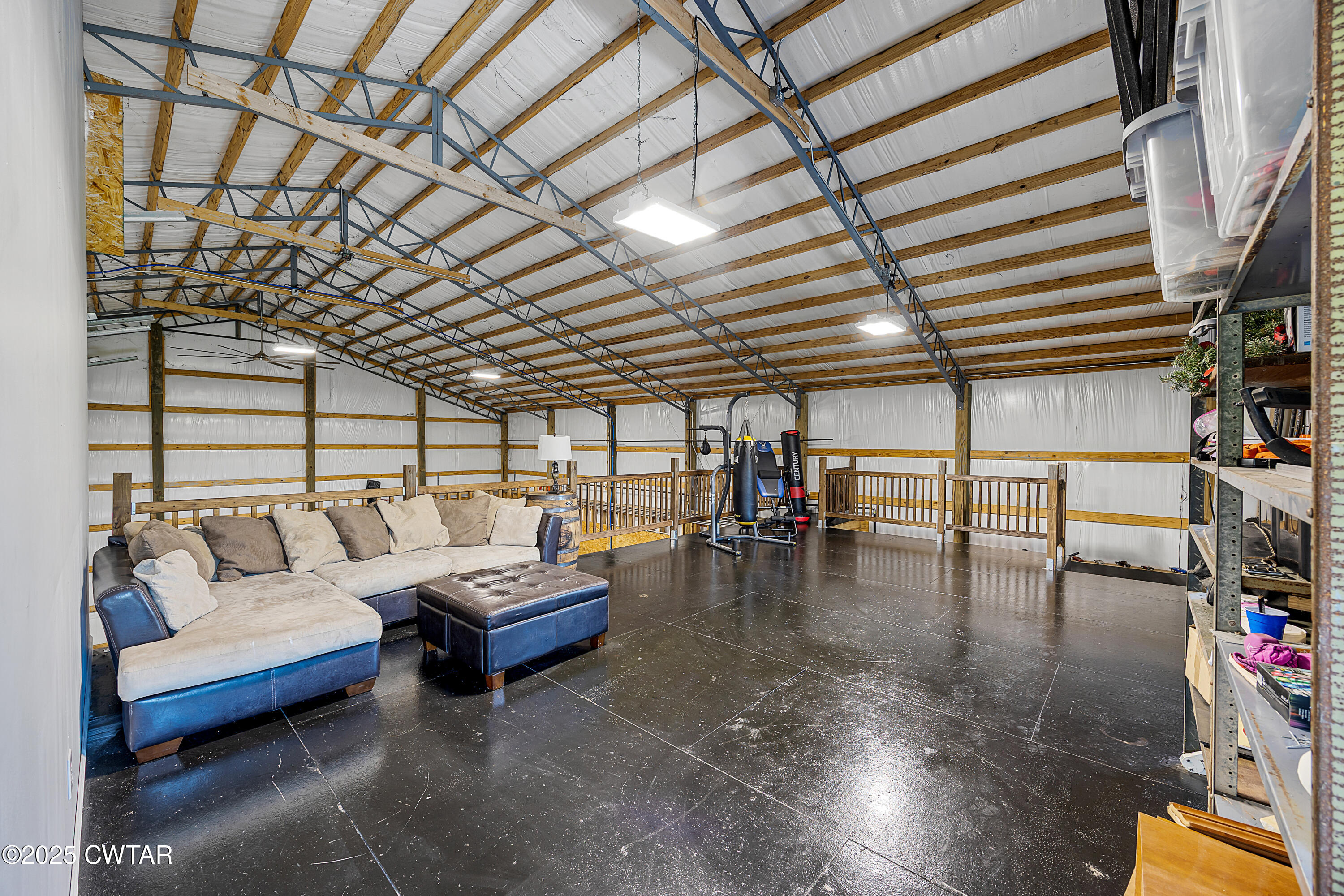 90 Dawson Bottom Road Humboldt, TN 38343 - Photo 13 of 24 a living room with furniture