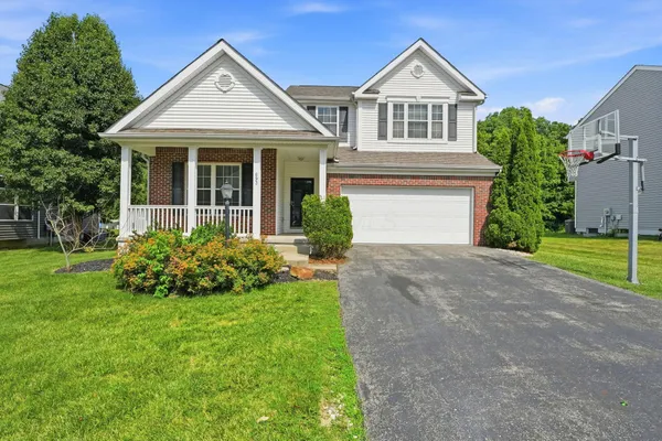 $399,000 | 693 Brevard Circle, Pickerington, OH 43147