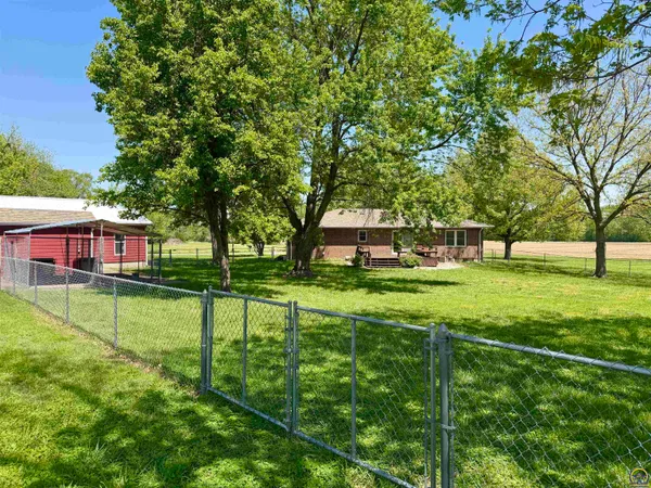 $267,500 | 111 Garrettson Street, Burlington, KS 66839