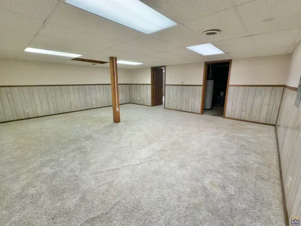 $267,500 | 111 Garrettson Street, Burlington, KS 66839