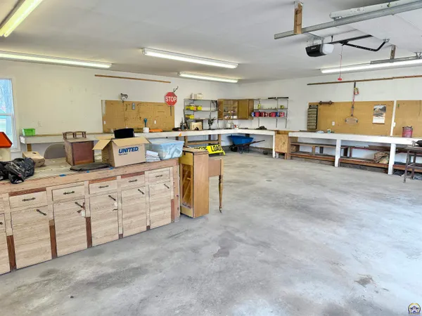 $267,500 | 111 Garrettson Street, Burlington, KS 66839