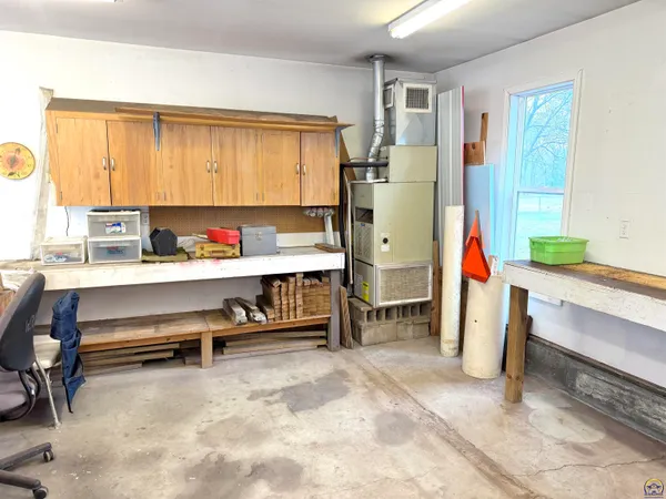 $267,500 | 111 Garrettson Street, Burlington, KS 66839