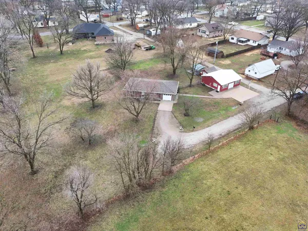 $267,500 | 111 Garrettson Street, Burlington, KS 66839