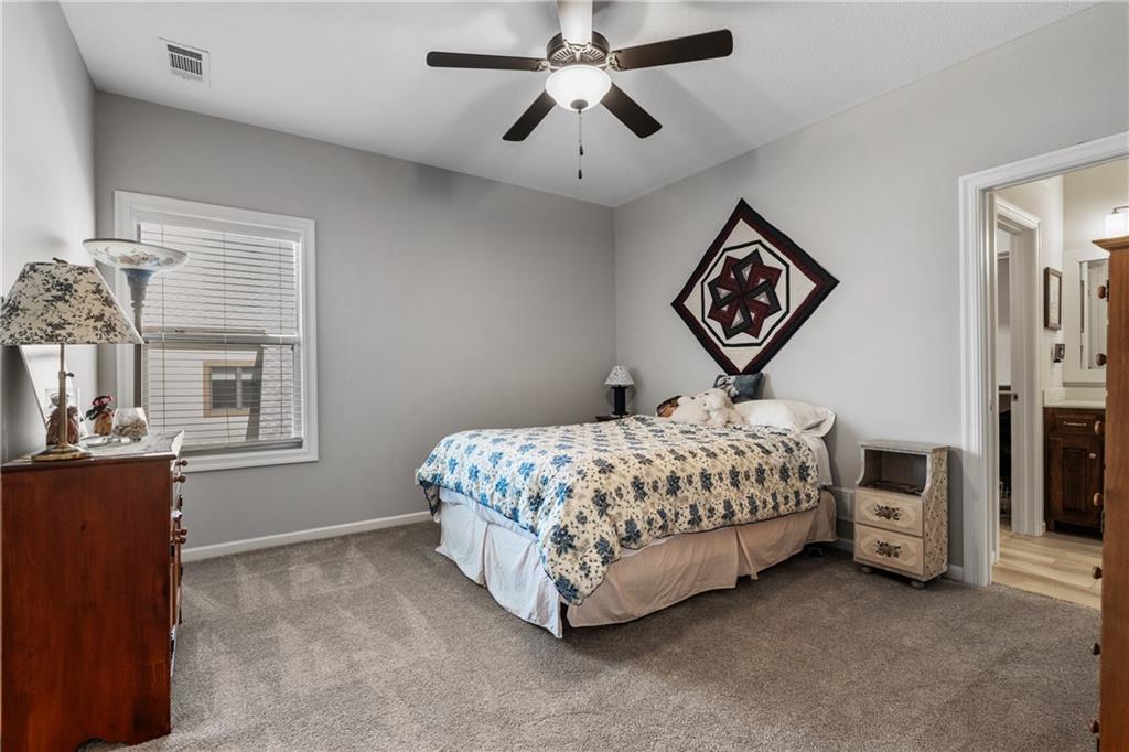 16258 Canterbury Road Overland Park, KS 66085 - Photo 26 of 45