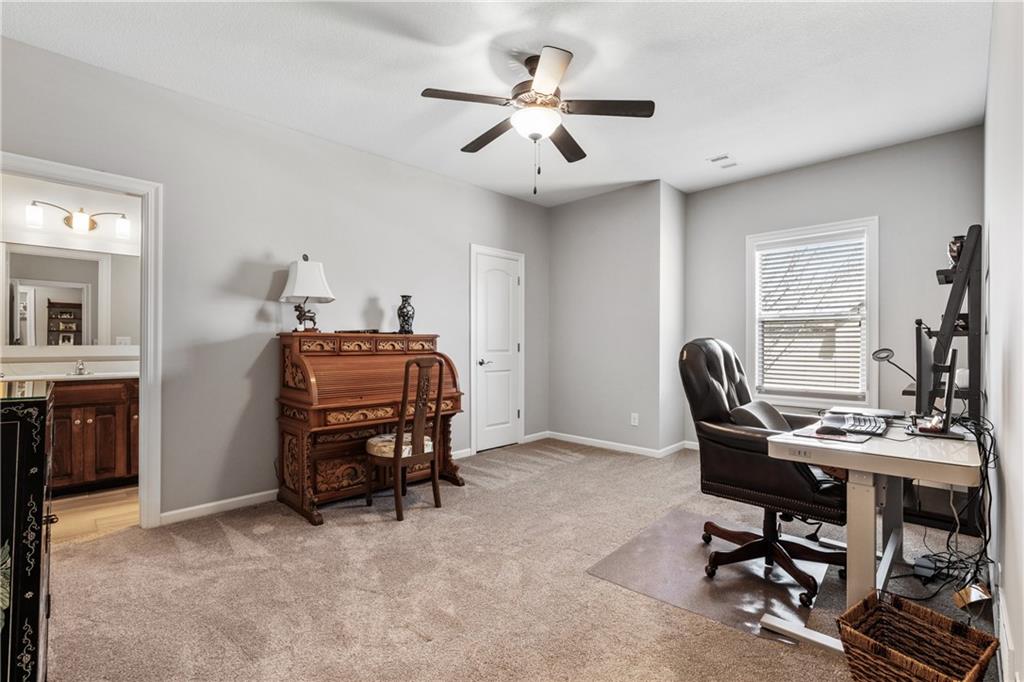 16258 Canterbury Road Overland Park, KS 66085 - Photo 28 of 45