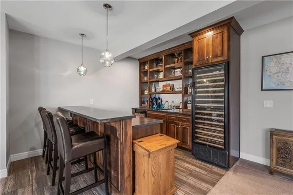 $1,175,000 | 16258 Canterbury Road, Overland Park, KS 66085