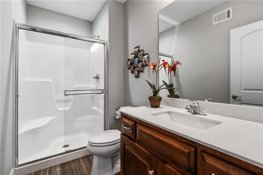 16258 Canterbury Road Overland Park, KS 66085 - Photo 34 of 45