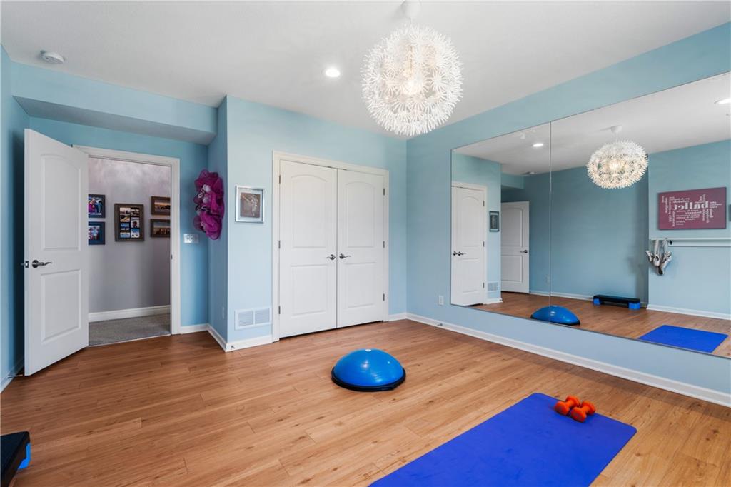 16258 Canterbury Road Overland Park, KS 66085 - Photo 36 of 45