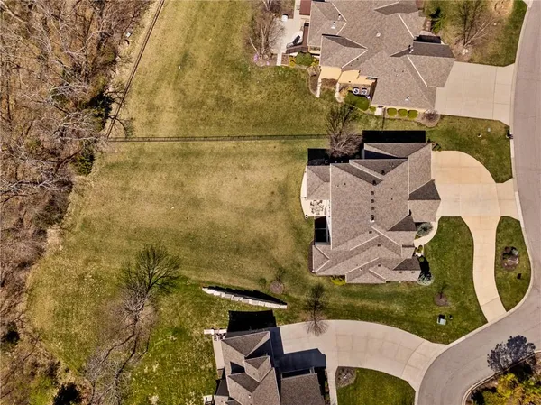 $1,175,000 | 16258 Canterbury Road, Overland Park, KS 66085