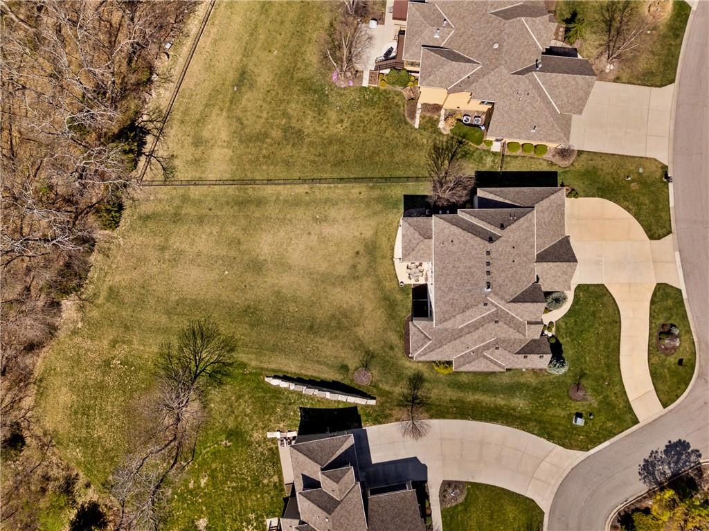 16258 Canterbury Road Overland Park, KS 66085 - Photo 44 of 45