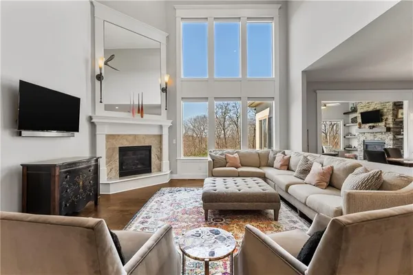 $1,175,000 | 16258 Canterbury Road, Overland Park, KS 66085