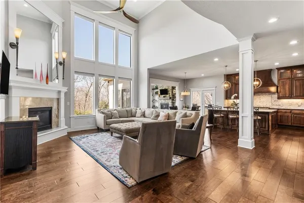 $1,175,000 | 16258 Canterbury Road, Overland Park, KS 66085