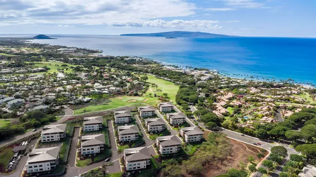 $3,895,000 | 60 Kai Malu Drive, Unit 202, Kihei, HI 96753