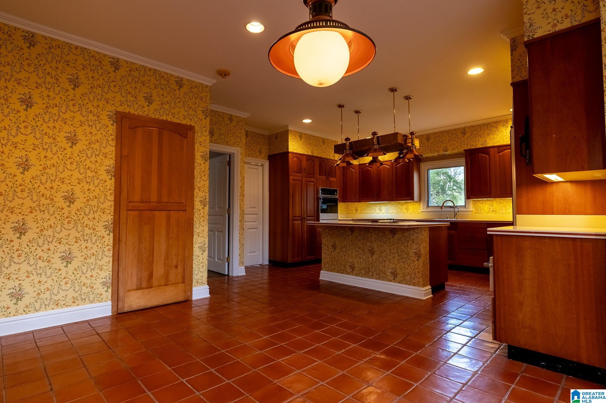 612 Chaffee Street Talladega, AL 35160 - Photo 9 of 46