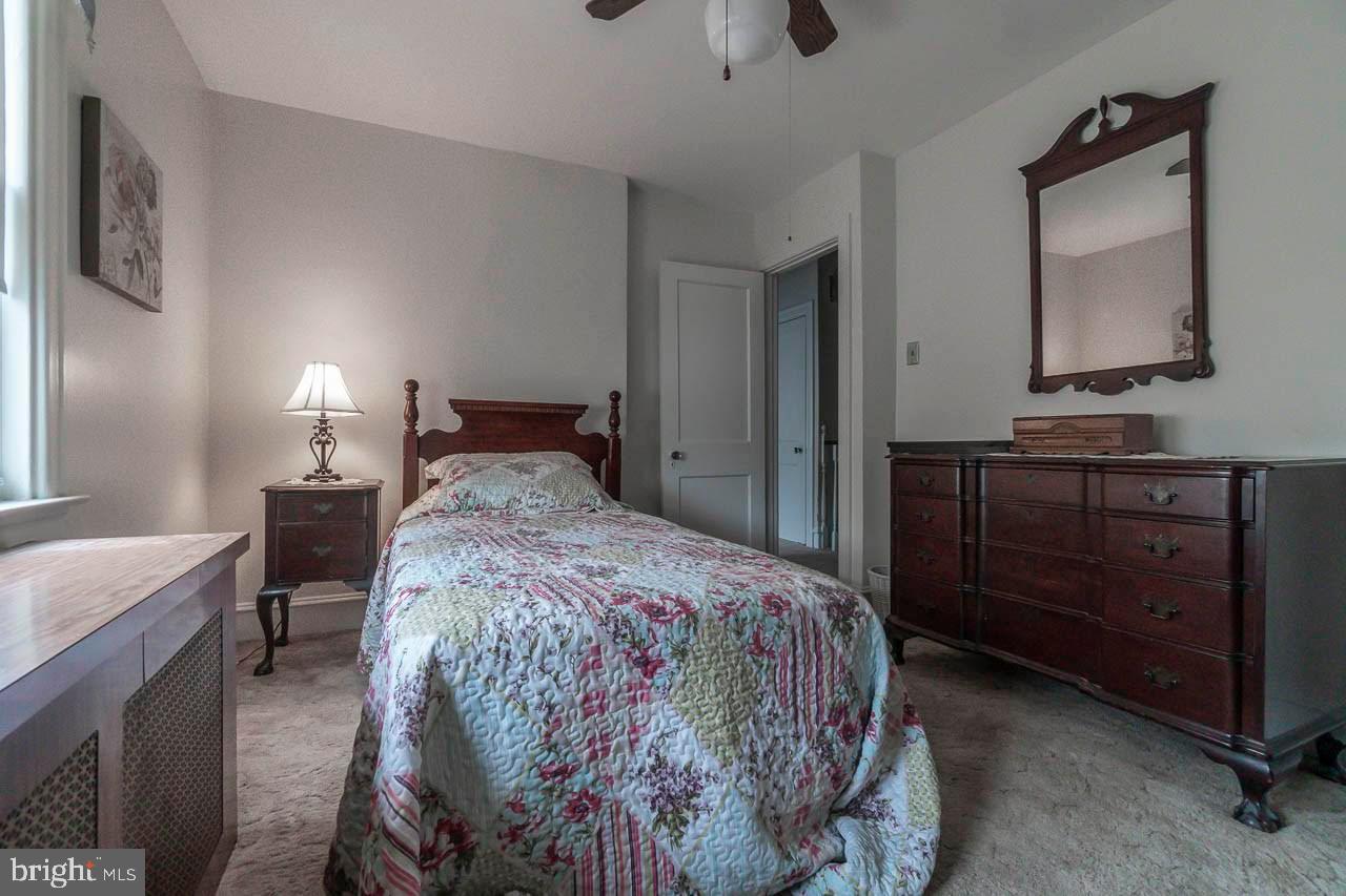 146 Shelbourne Road Havertown, PA 19083 - Photo 17 of 26