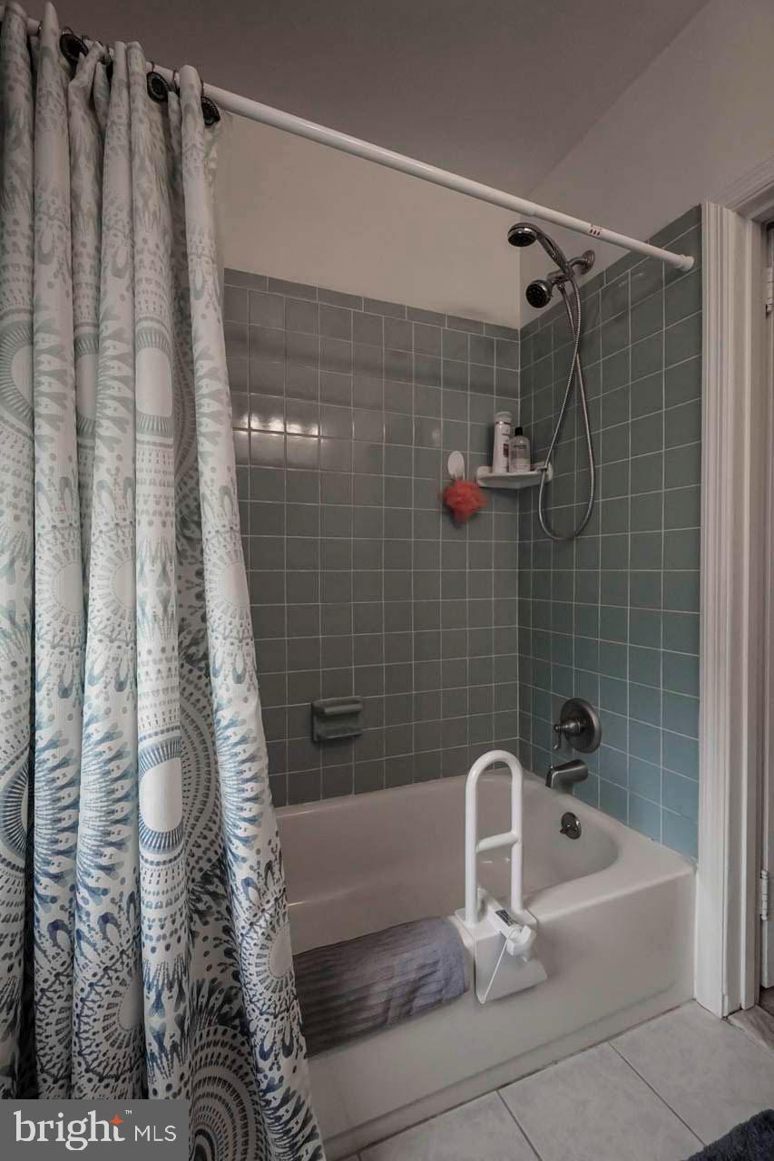 146 Shelbourne Road Havertown, PA 19083 - Photo 23 of 26
