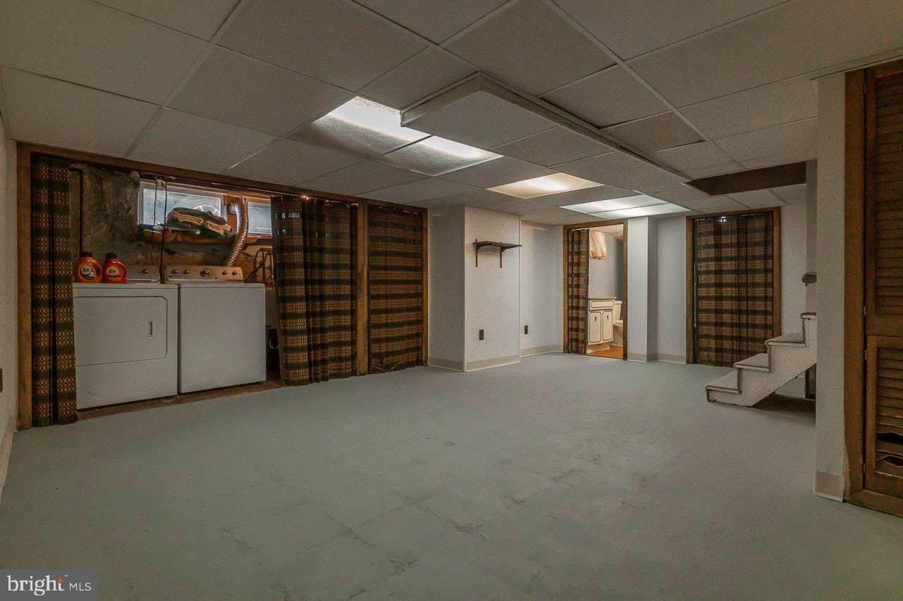 146 Shelbourne Road Havertown, PA 19083 - Photo 24 of 26