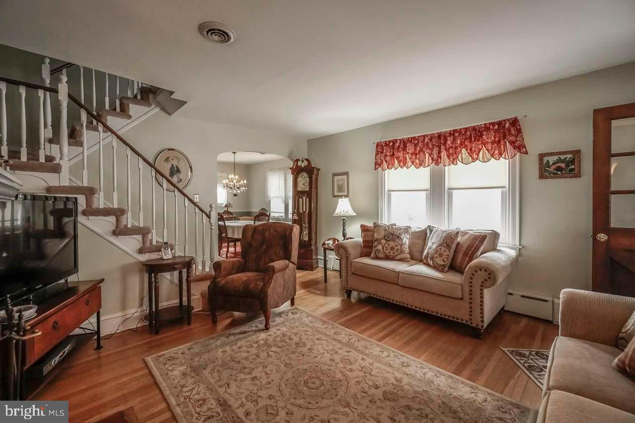 146 Shelbourne Road Havertown, PA 19083 - Photo 5 of 26