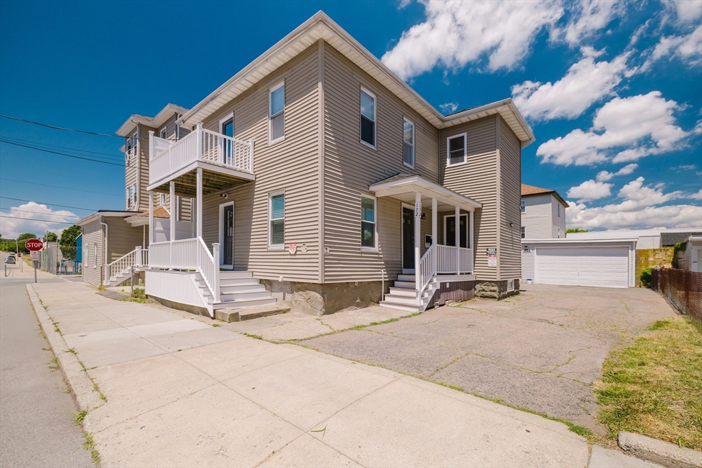 172 Nashua Street Fall River, MA 02721 - Photo 2 of 40