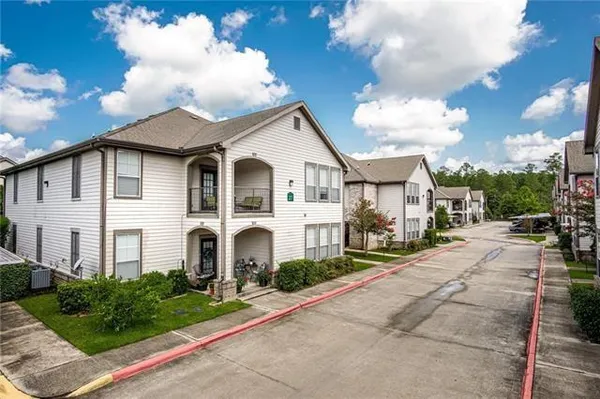 $1,450 | 350 Emerald Forest Boulevard, Unit 27102, Covington, LA 70433