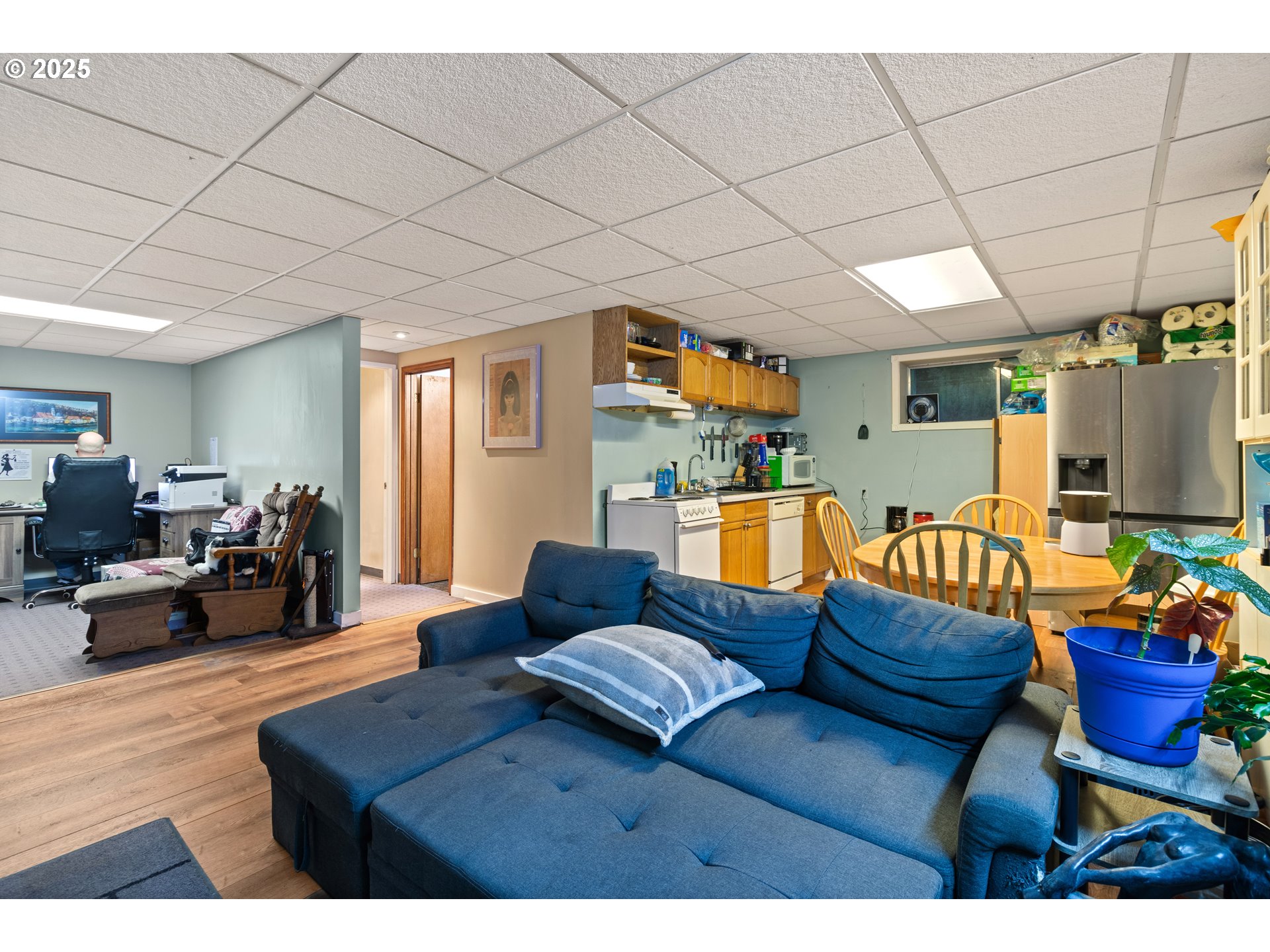 1920 Northeast 127th Avenue Portland, OR 97230 - Photo 29 of 48 Family Room