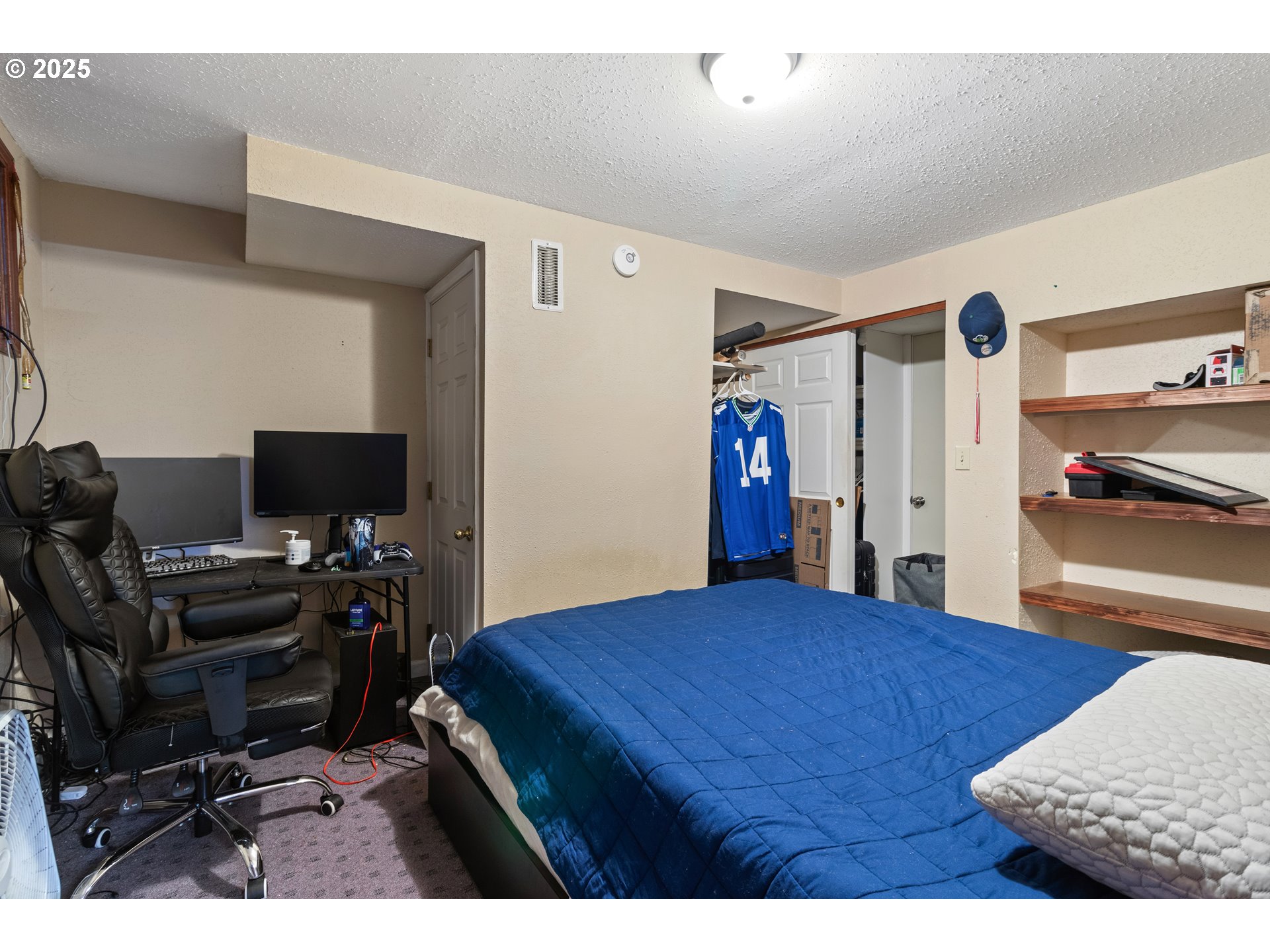 1920 Northeast 127th Avenue Portland, OR 97230 - Photo 32 of 48 Kitchen