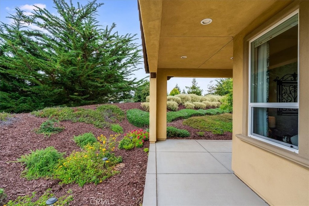 1176 Spring Azure Way Nipomo, CA 93444 - Photo 33 of 40
