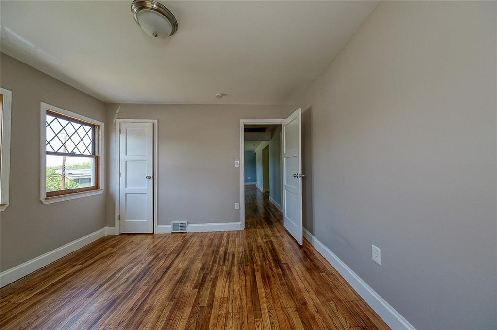 531 West Ingomar Road Pittsburgh, PA 15237 - Photo 20 of 35 a view of a room with wooden floors and window