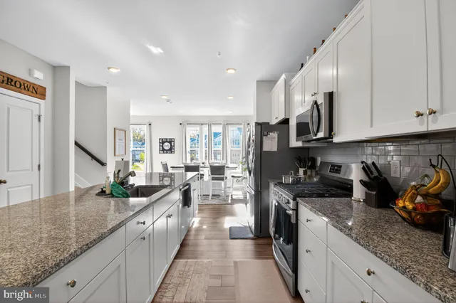 $420,000 | 2762 Bridgewater Drive, Bryans Road, MD 20616