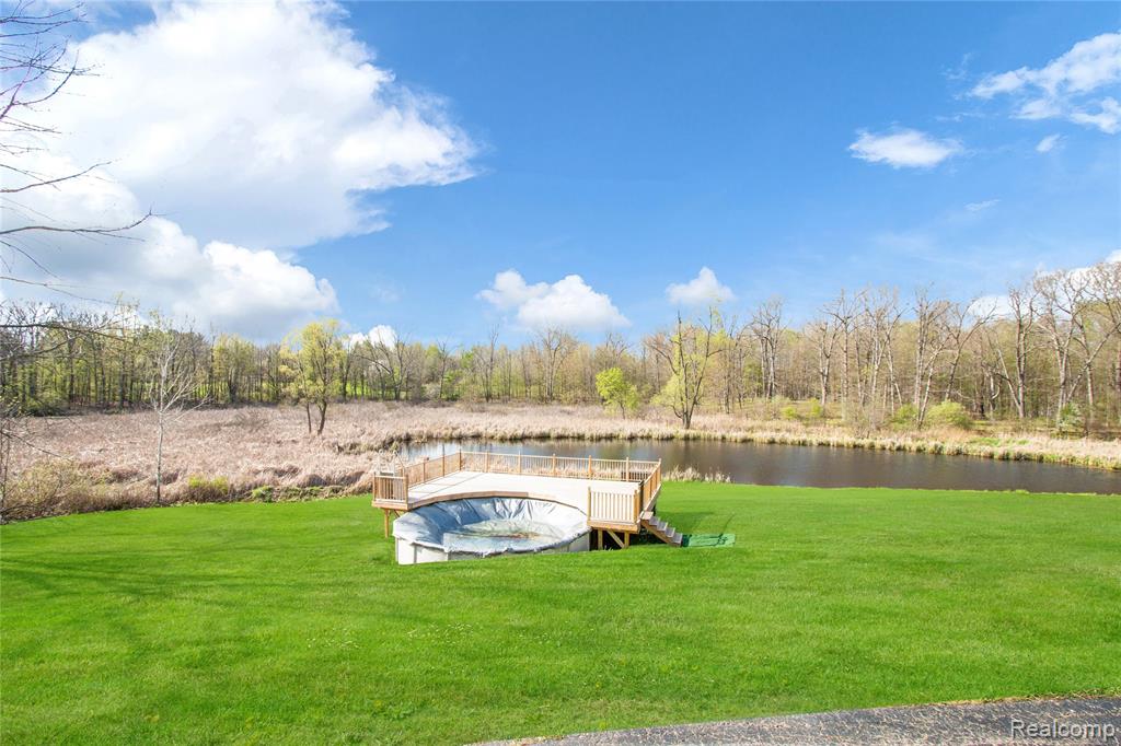 9093 Jordan Road Grand Blanc, MI 48439 - Photo 6 of 40