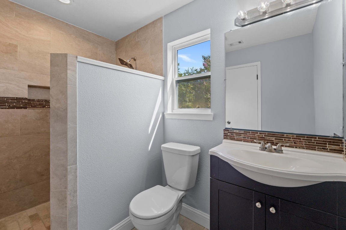 809 Stillhouse Spring Round Rock, TX 78681 - Photo 19 of 40