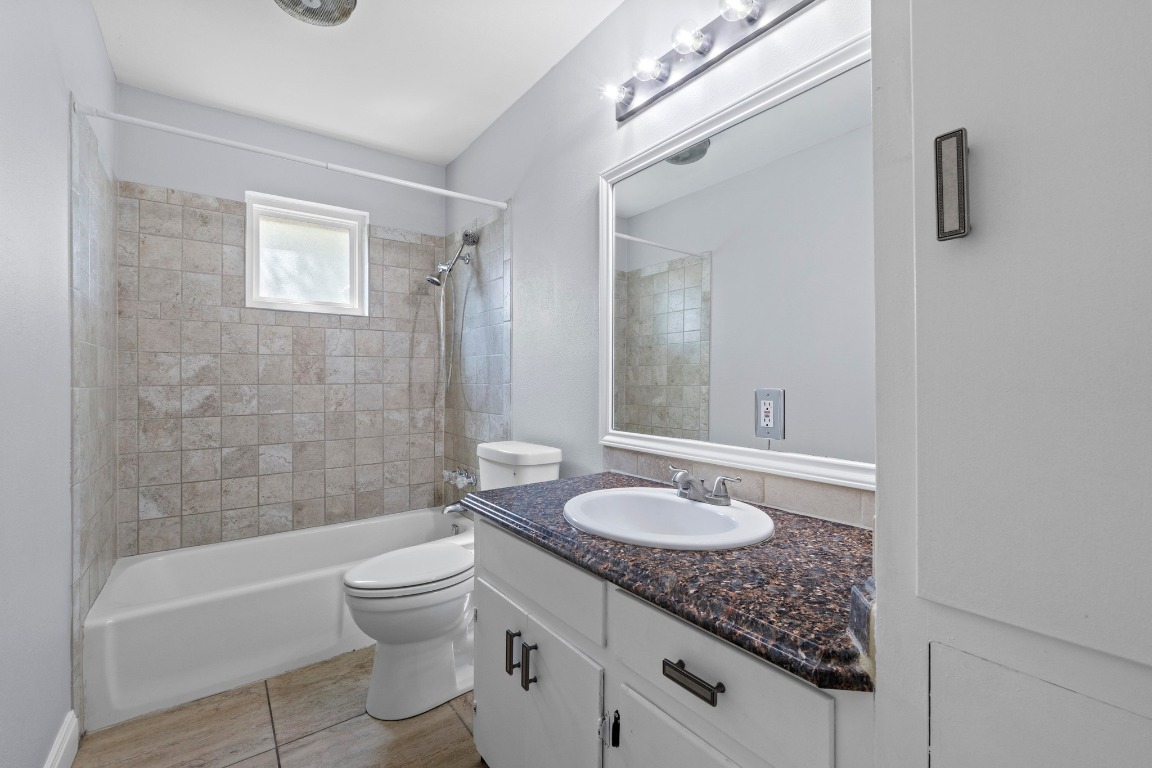 809 Stillhouse Spring Round Rock, TX 78681 - Photo 23 of 40