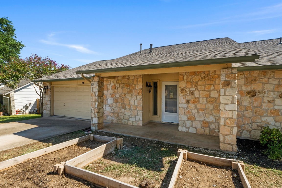 809 Stillhouse Spring Round Rock, TX 78681 - Photo 3 of 40